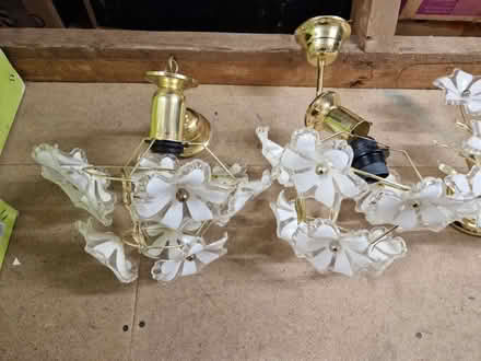 Photo of free 2 ceiling + matching wall lights (CT18) #3