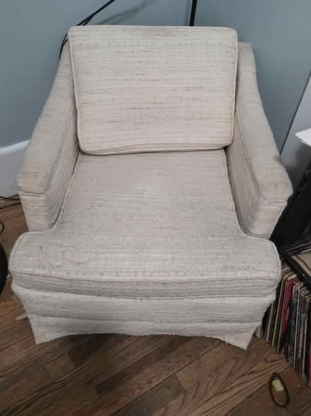 Photo of free White chair, needs care (Near Downtown Ypsilanti) #3