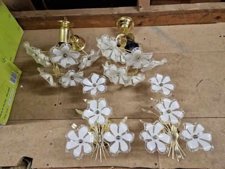 Photo of free 2 ceiling + matching wall lights (CT18) #1