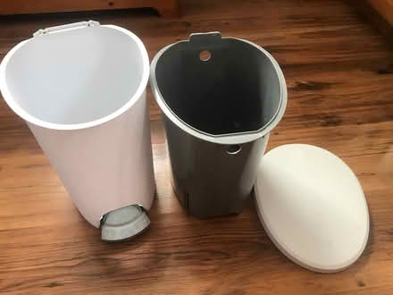 Photo of free Garbage bin (Speedvale & Delhi) #2