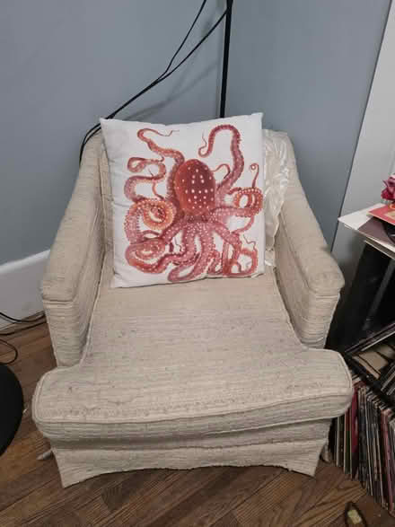 Photo of free White chair, needs care (Near Downtown Ypsilanti) #1