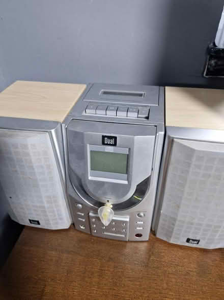 Photo of free Stereo (Knowsley) #3