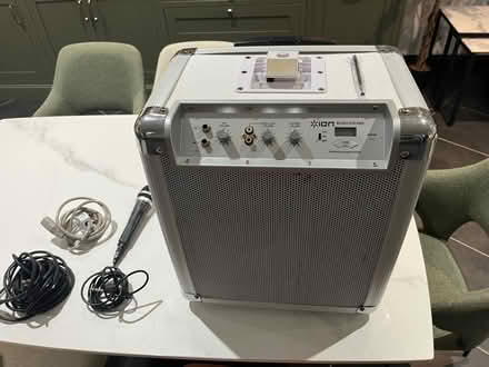 Photo of free kareoke boom box with mic (Gorgie EH11) #1