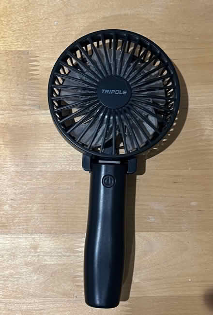 Photo of free Handheld fan - battery, usb charge (Herne Hill SE24) #1