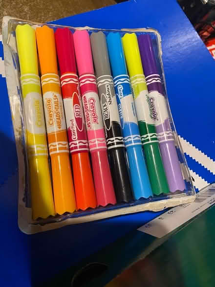 Photo of free Crayola felt tip pen set (Woodseats S8) #2