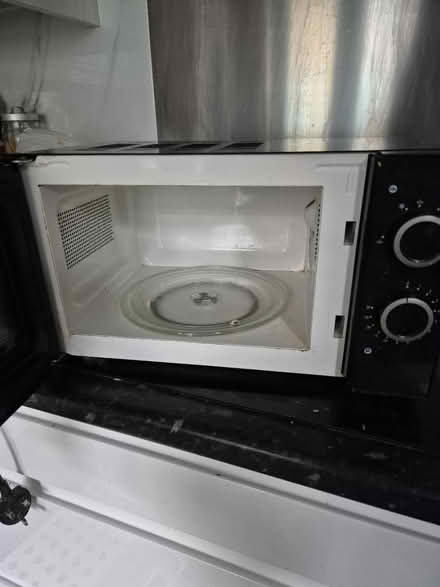Photo of free Microwave (tooting) #2