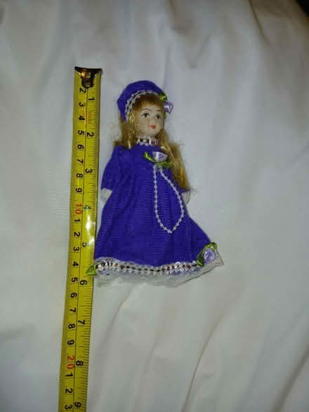 Photo of free 4 Miniature porcelain dolls (Henlow SG16) #2