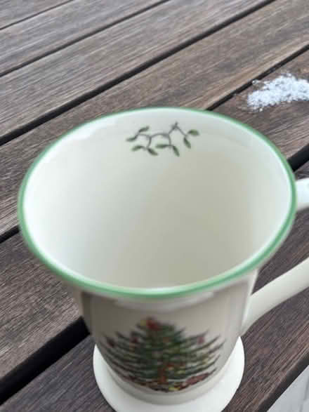 Photo of free Christmas Mug/Cup (West Medford / Winchester line) #4