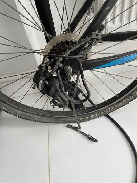 Photo of free Adult Mountain bike (Thornton Heath CR7 8) #2