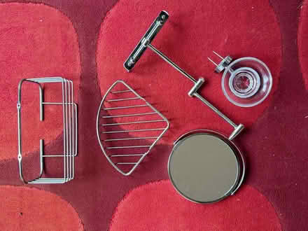 Photo of free Bathroom fittings incl. mirror (Waterlooville PO8) #1