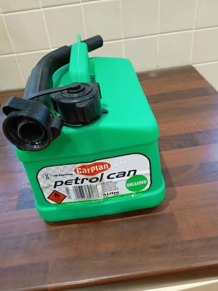 Photo of free Plastic petrol can (Fleet GU51) #1