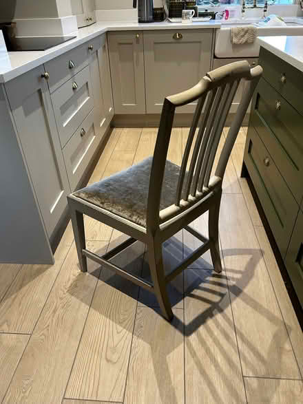 Photo of free 5 dining chairs (South Derbyshire DE73) #2