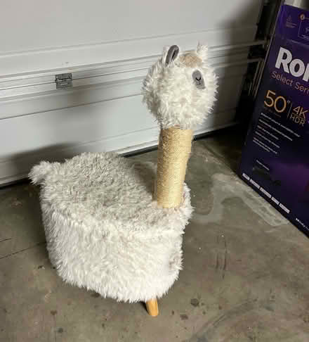 Photo of free Llama Cat Condo (Corte Madera, near Marin Joe’s) #2
