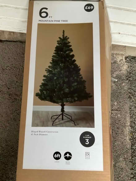 Photo of free Christmas tree (Worlds End Burgess Hill) #1