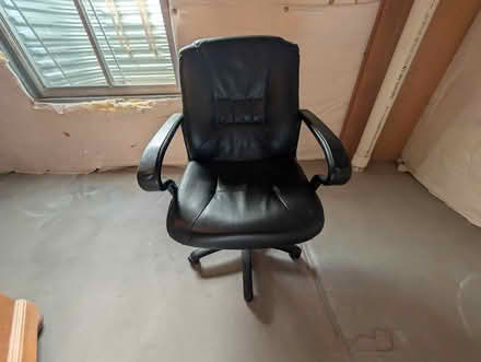 Photo of free Office chair (Canterbury Crossing) #1