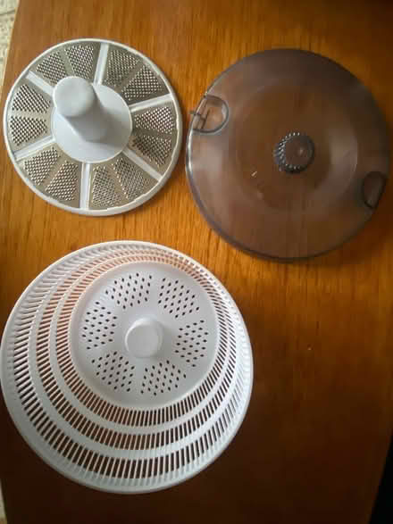 Photo of free Electric potato peeler.. (Berkhamsted HP4) #3