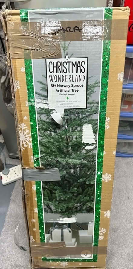 Photo of free Christmas Tree (Duffield DE56) #1