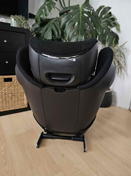Photo of free Cybex Solution M fix SL carseat (SW19 Wimbledon) #4