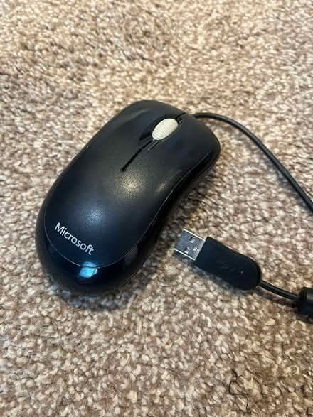 Photo of free Wired mouse (Brixton, SW9) #1