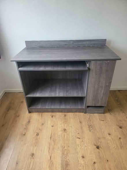 Photo of free Office desk (Mansfield Ng18) #1