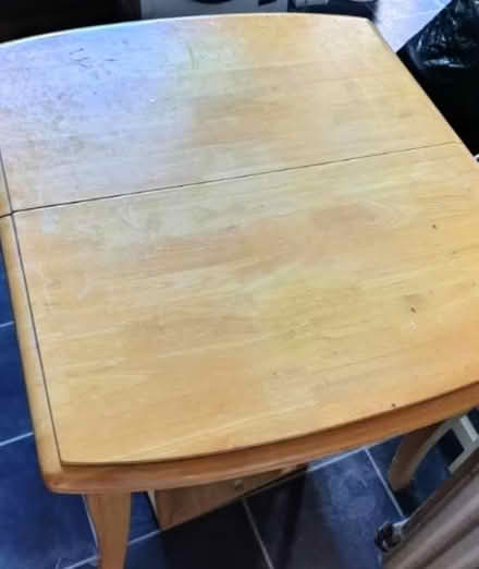 Photo of free Table will extend (Barnham) #1