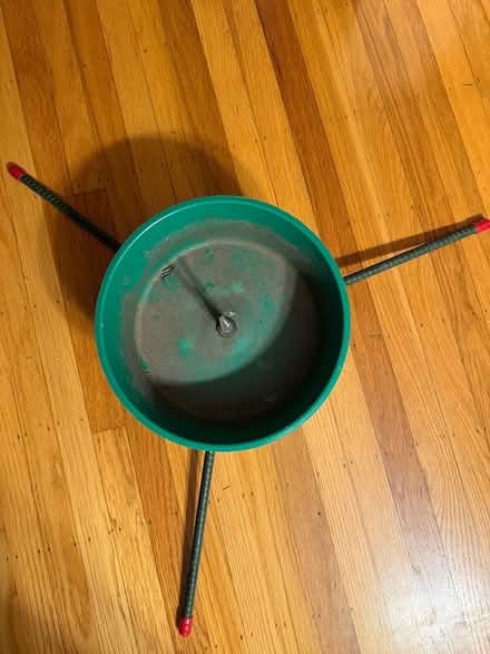 Photo of free Christmas tree stand (downtown Martinez) #1