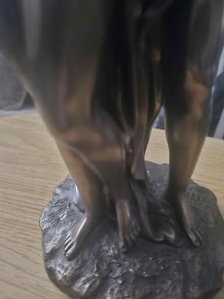 Photo of free Bronze effect statue (Ashton in Makerfield WN4) #2