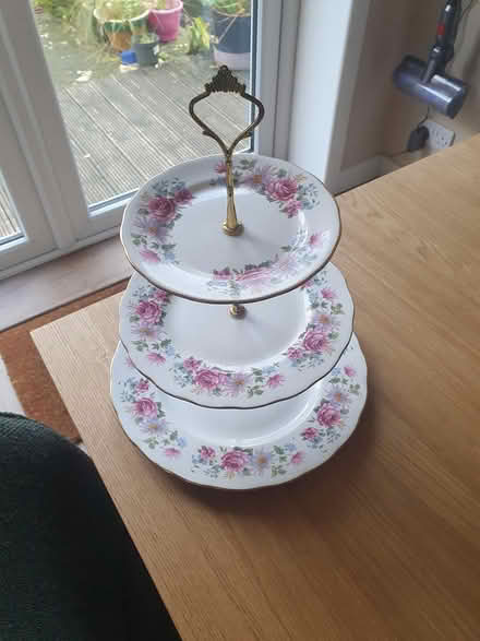 Photo of free 3 Teir Cake Stand (Havant PO9 3NY) #2