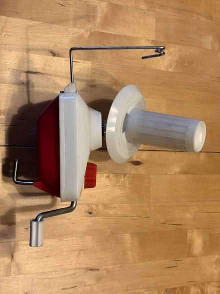 Photo of free Knitmaster yarn ball winder (Mansfield NG18) #4