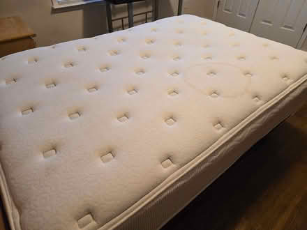 Photo of free Full size bed give away (Johns Creek) #2