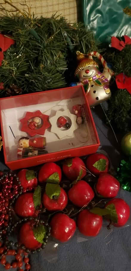 Photo of free Christmas Decorations (CT2) #4