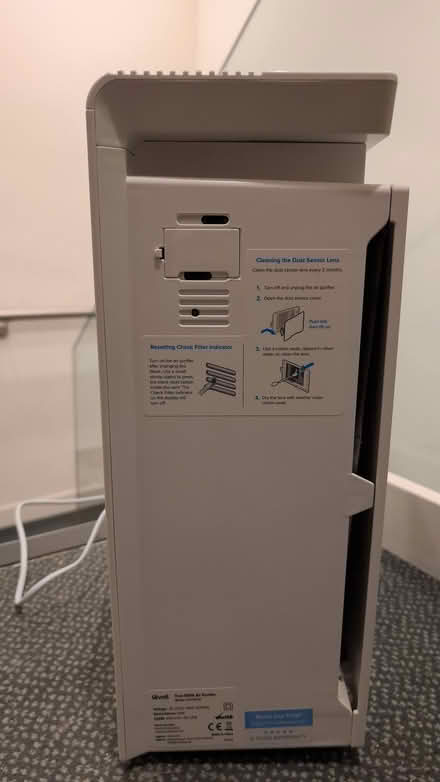 Photo of free Levoit air purifier (Hatton Wall, EC1N) #3