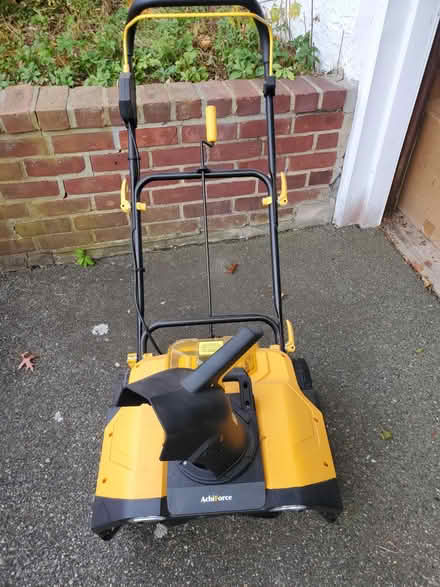 Photo of free Cordless Snow Blower Snowblower (Syosset) #2
