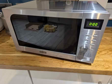 Photo of free Delonghi microwave oven (Amersham HP6) #2