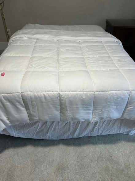 Photo of free Queen mattress, frame and boxspring (Sandy Springs) #3