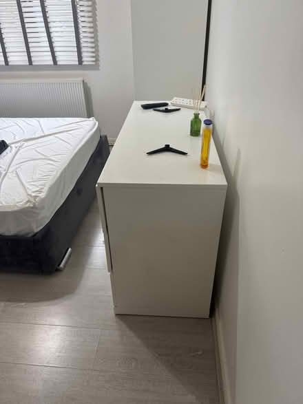Photo of free IKEA Chester draws (SE25 6) #2