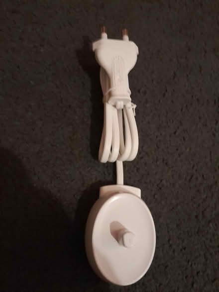 Photo of free Oral B electric toothbrush charger (St Andrews BS6) #1