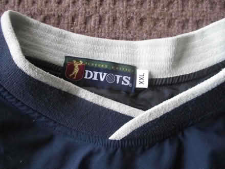 Photo of free divot navy blue wind breaker xxl (casselberry) #1