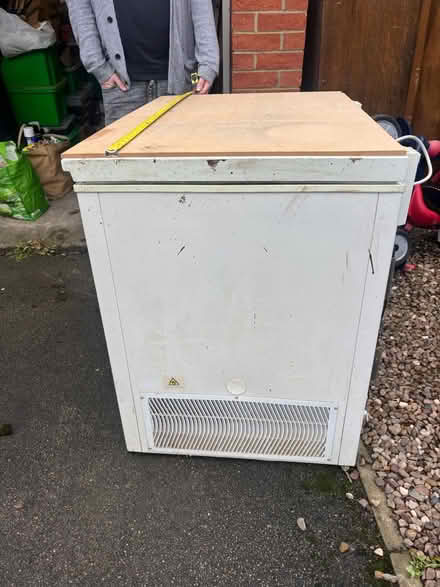 Photo of free Working Chest freezer (Bestwood NG5 5UP) #4