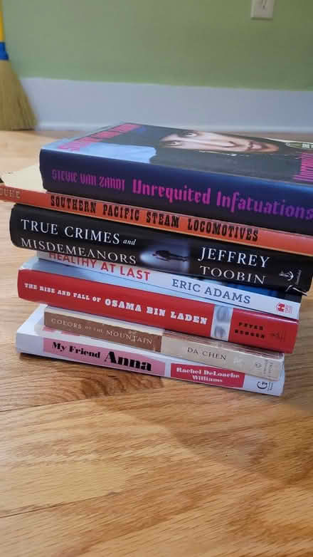 Photo of free Books (Aberdeen by train station) #1