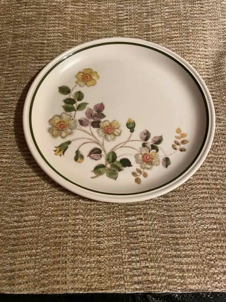 Photo of free Crockery (Sidcup/Blackfen) #1