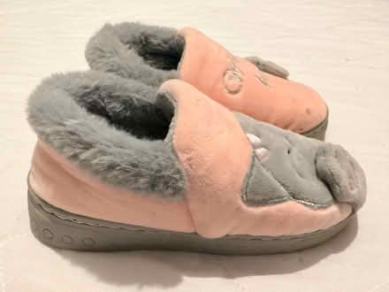 Photo of free 2 pairs of children’s slippers (Ashburton SE25) #2
