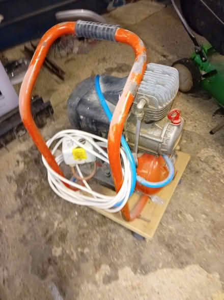 Photo of free Compressor (Harrold. MK43) #2