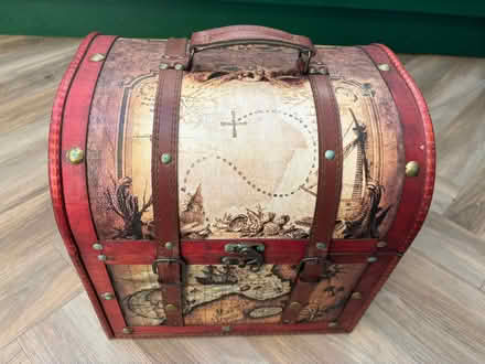 Photo of free Wooden casket (Malvern Link WR14) #1