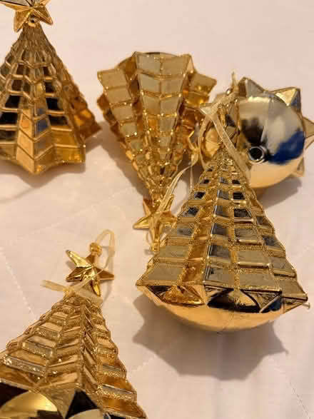 Photo of free 5 gold glass Christmas tree ornaments (Ashburton SE25) #2