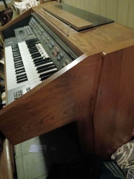 Photo of free Tall upright organ - fixer upper (Jackson, right off 127 S.) #1