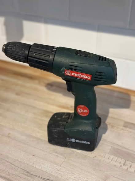 Photo of free Cordless Drill (Warwick CV34) #1