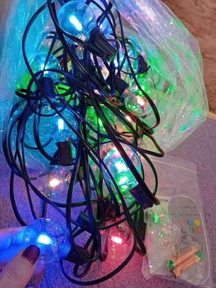 Photo of free new string coloured lights wadebridge (Egloshayle PL27) #1