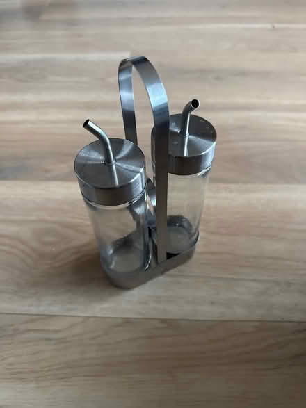 Photo of free Oil and Vinegar dispenser (HP15 Holmer Green) #1