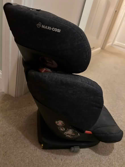Photo of free Maxi Cosi car seat (Sandridge AL4) #2